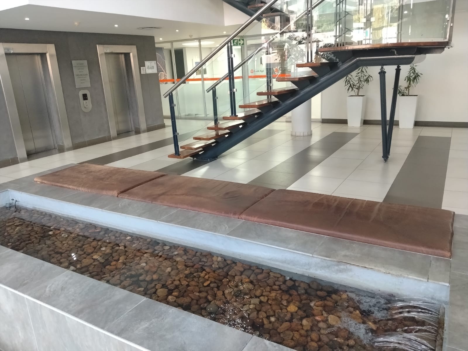 Office for rent in Umhlanga Ridge, Umhlanga, KwaZulu Natal, 338 m²