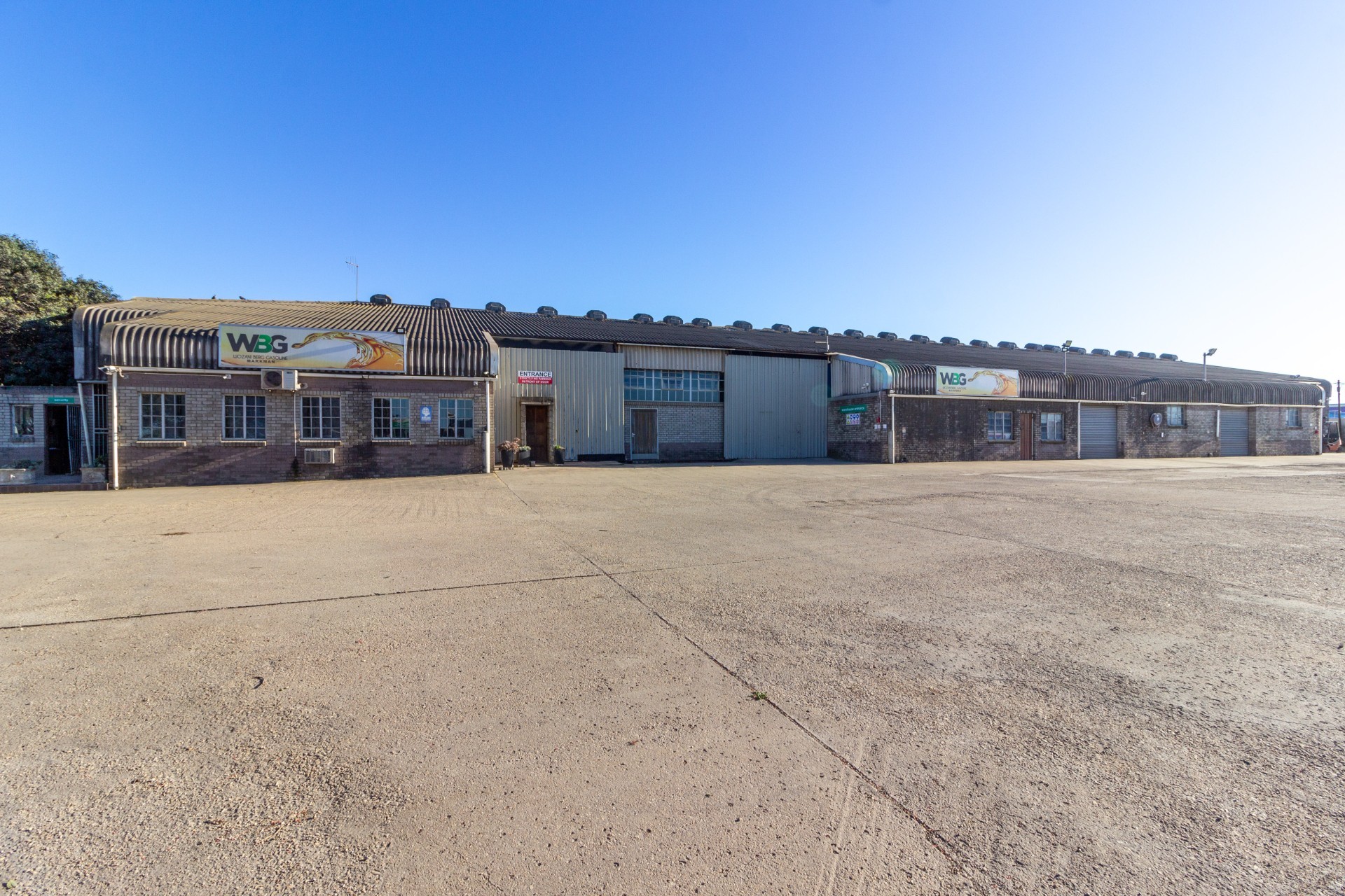 Industrial Facility with Interlink Yard and Workshops to Let in Markman | 2 697 sqm