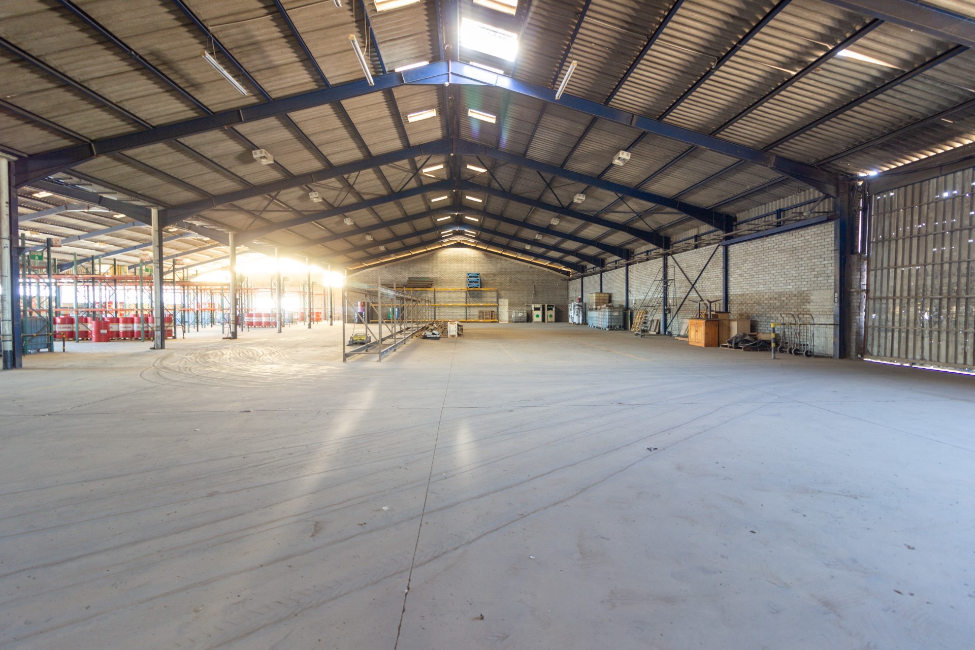 Industrial Property for rent in Markman Industrial, Port Elizabeth, 2697 m²