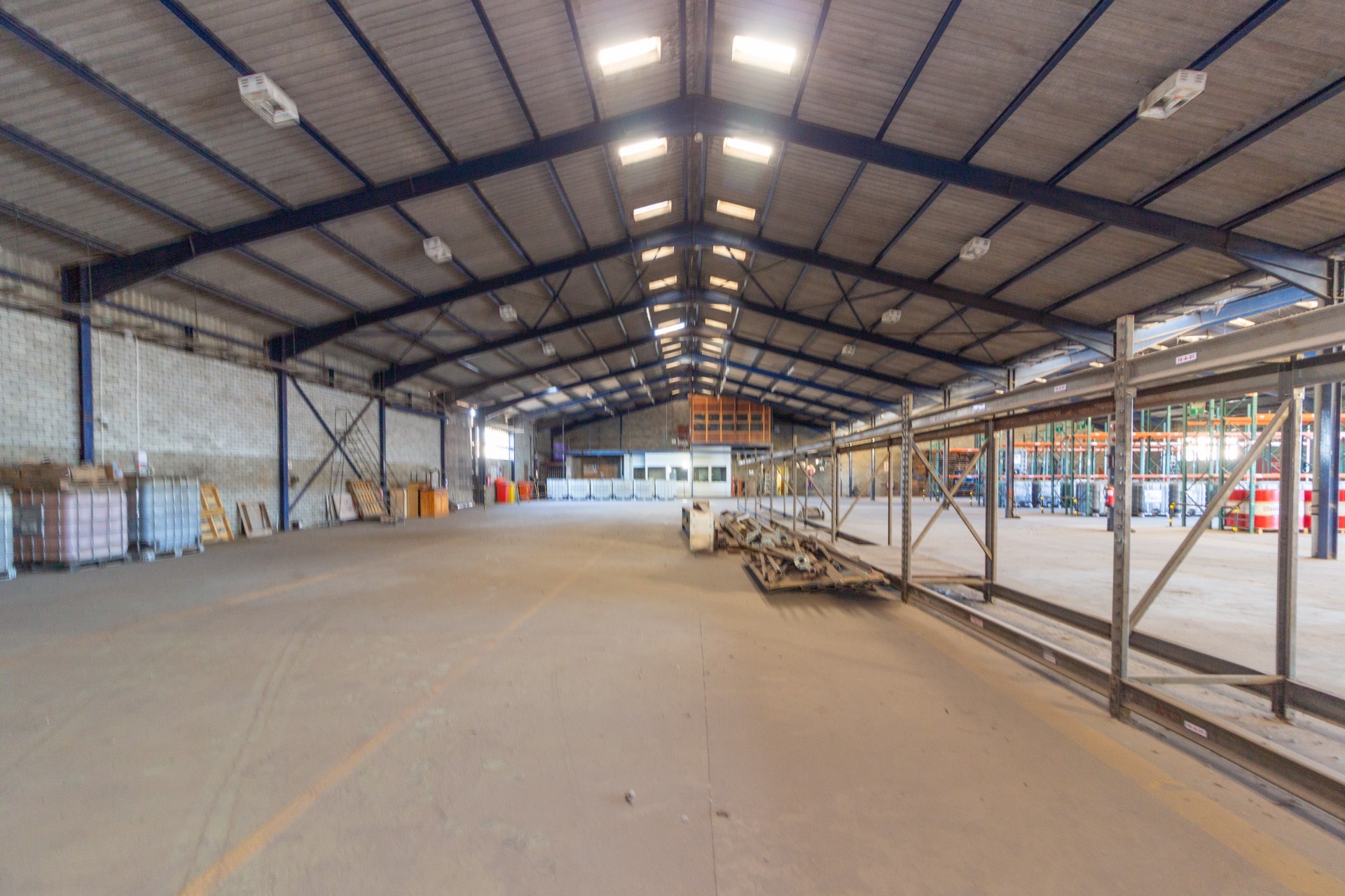 Industrial Property for rent in Markman Industrial, Port Elizabeth, 2697 m²