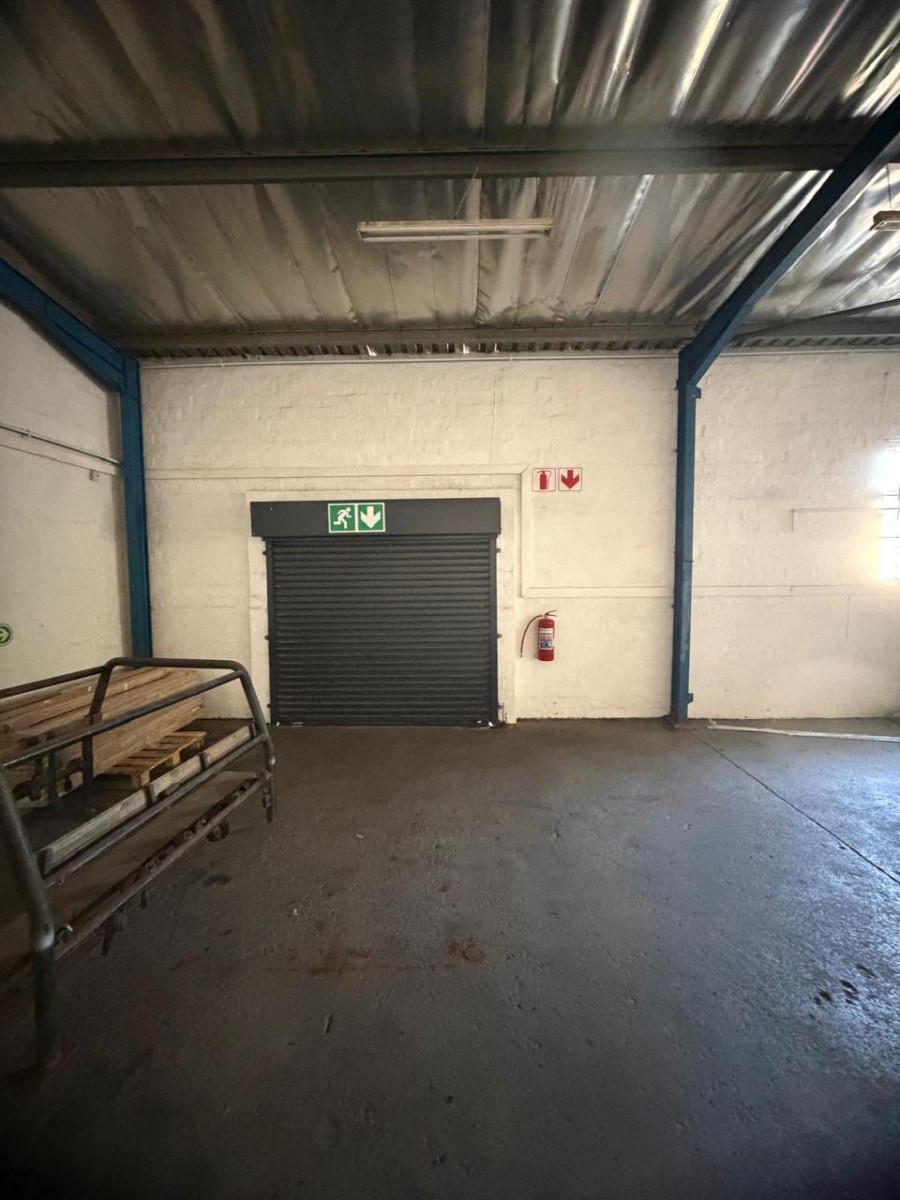 Warehouse for rent in Morningside, Durban, KwaZulu Natal, 420 m²