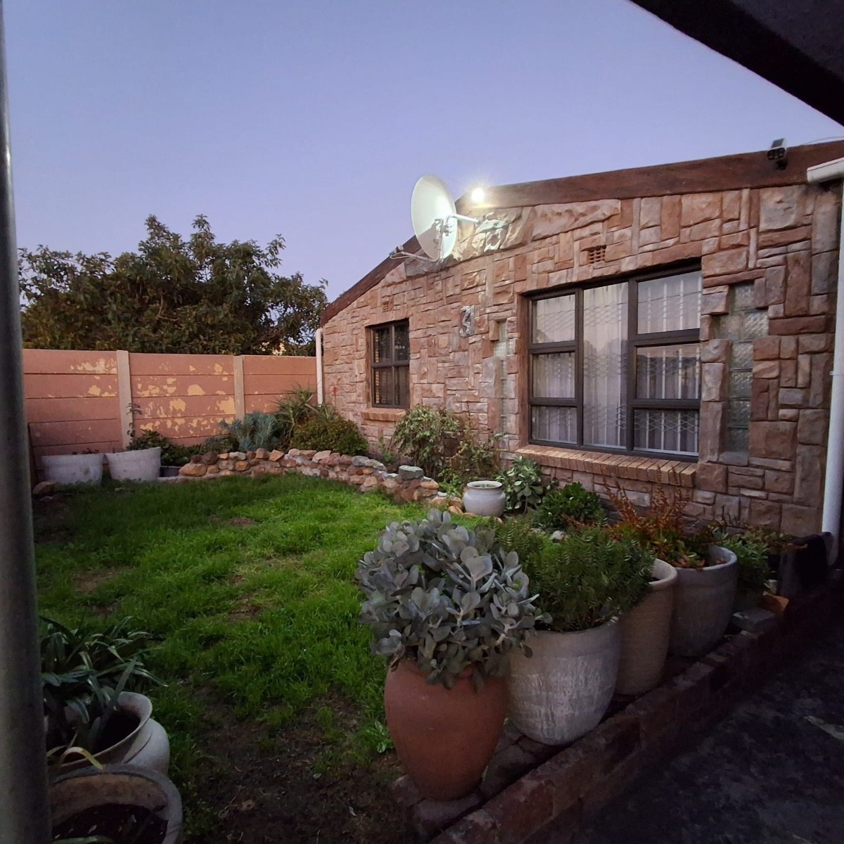 Modern 3 Bedroom Family Home For Sale In Ravensmead