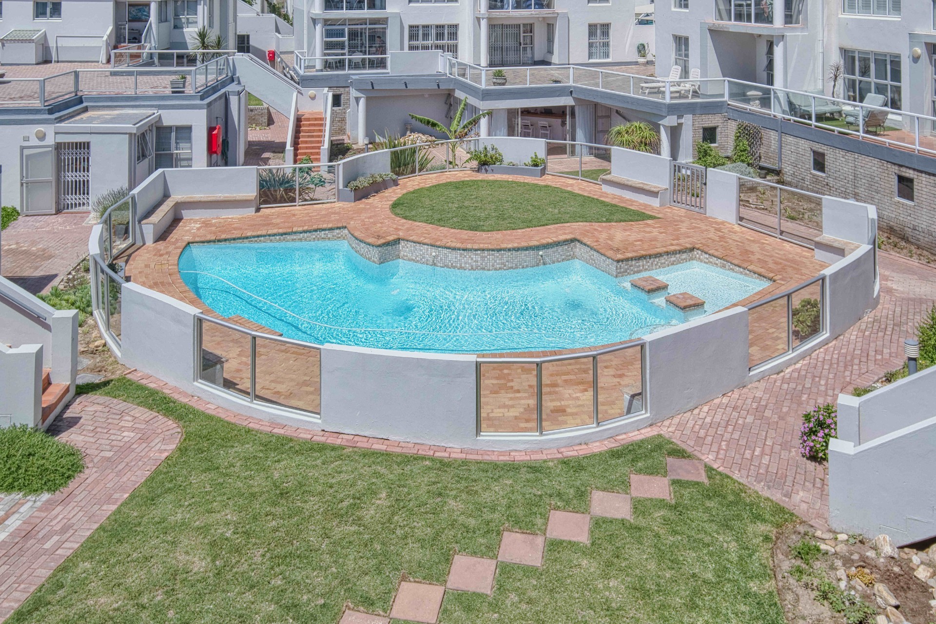 Apartment for sale in Summerstrand, Port Elizabeth, 78 m²