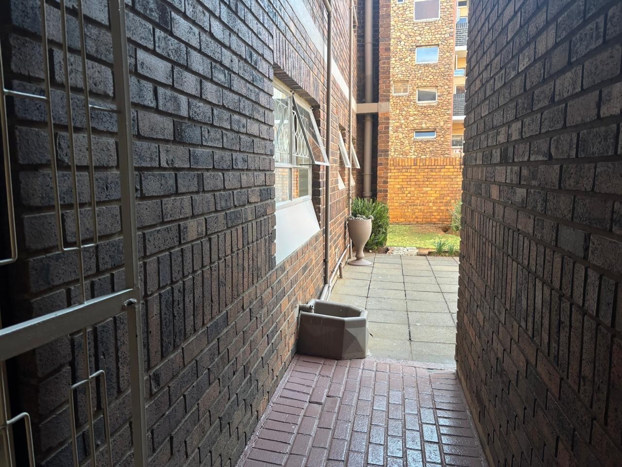 Apartment for sale in Three Rivers, Vereeniging, 114 m²