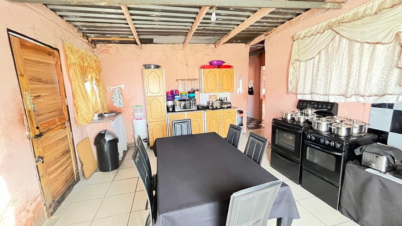 House for sale in Amelia, Zamdela, Sasolburg, 300 m²