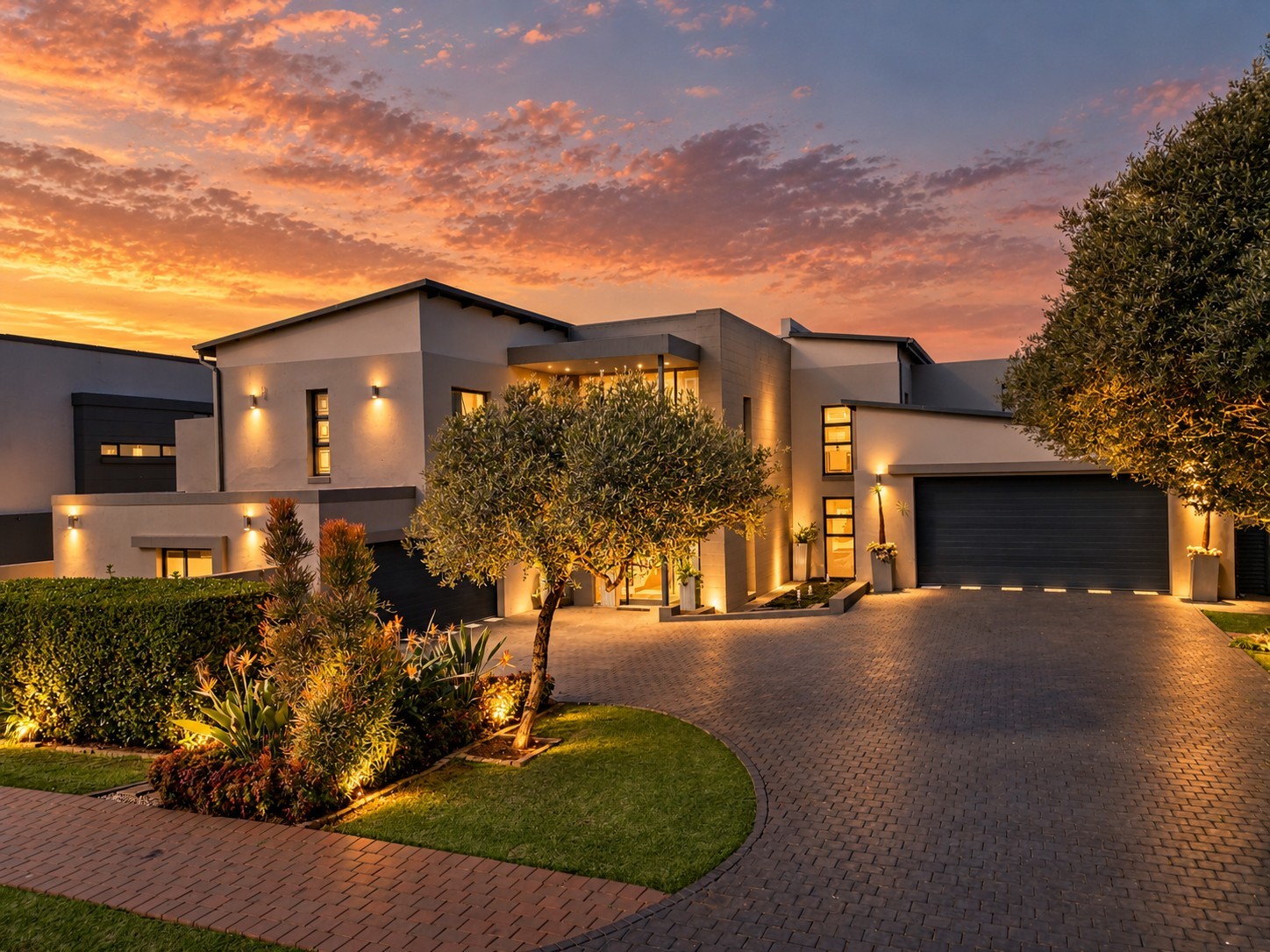 6 Bedroom Modern Home For Sale in Midstream Estate, Centurion