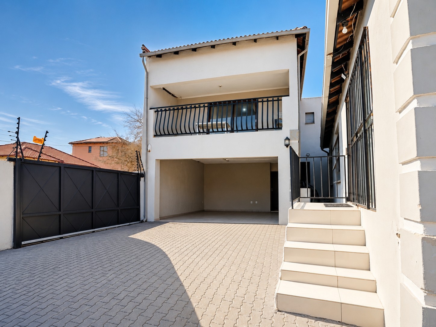 House For Sale in Cosmo City, Roodepoort 4