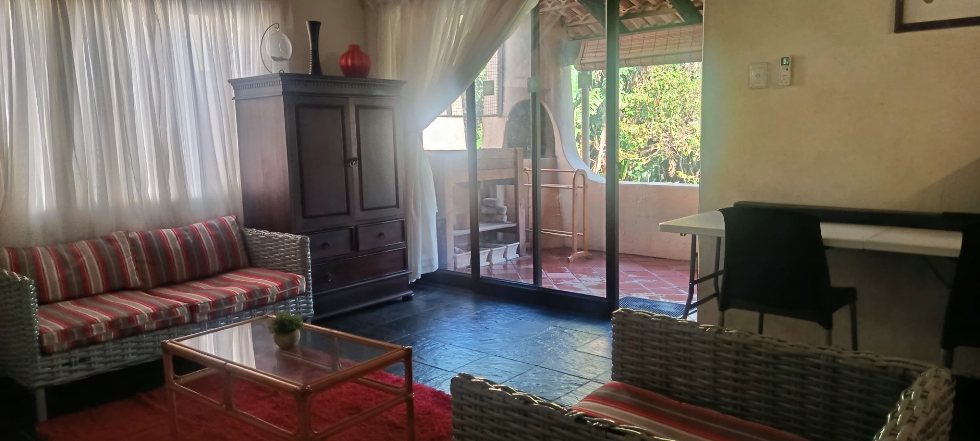 Apartment for sale in Glenmore, Port Edward, KwaZulu Natal, 85 m²