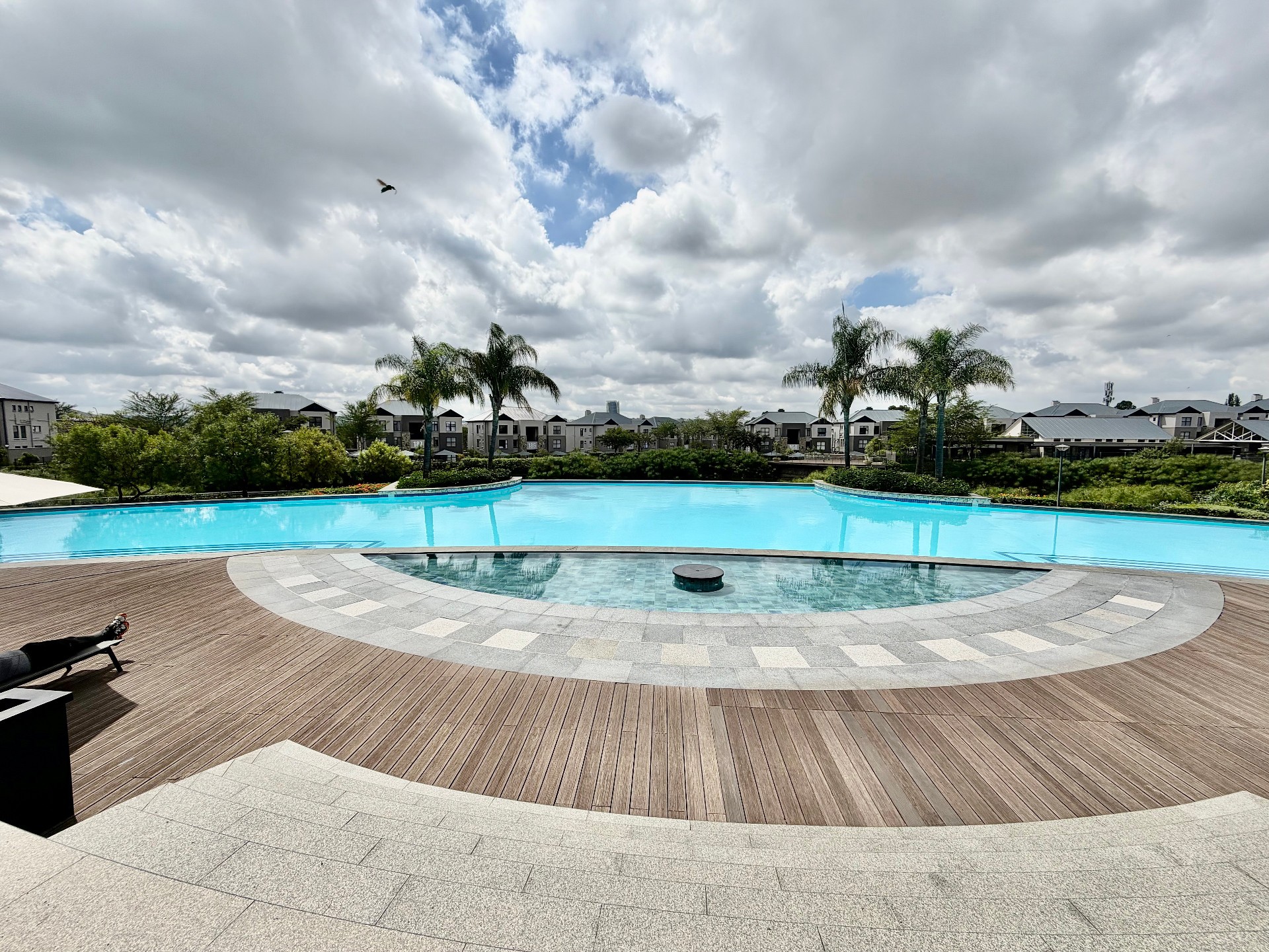 Immaculate Signature Series 3Bed - 2Bath - The Polofields Lifestyle 4