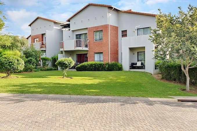 Apartment for sale in Jackal Creek Golf Estate, Randburg, 139 m²