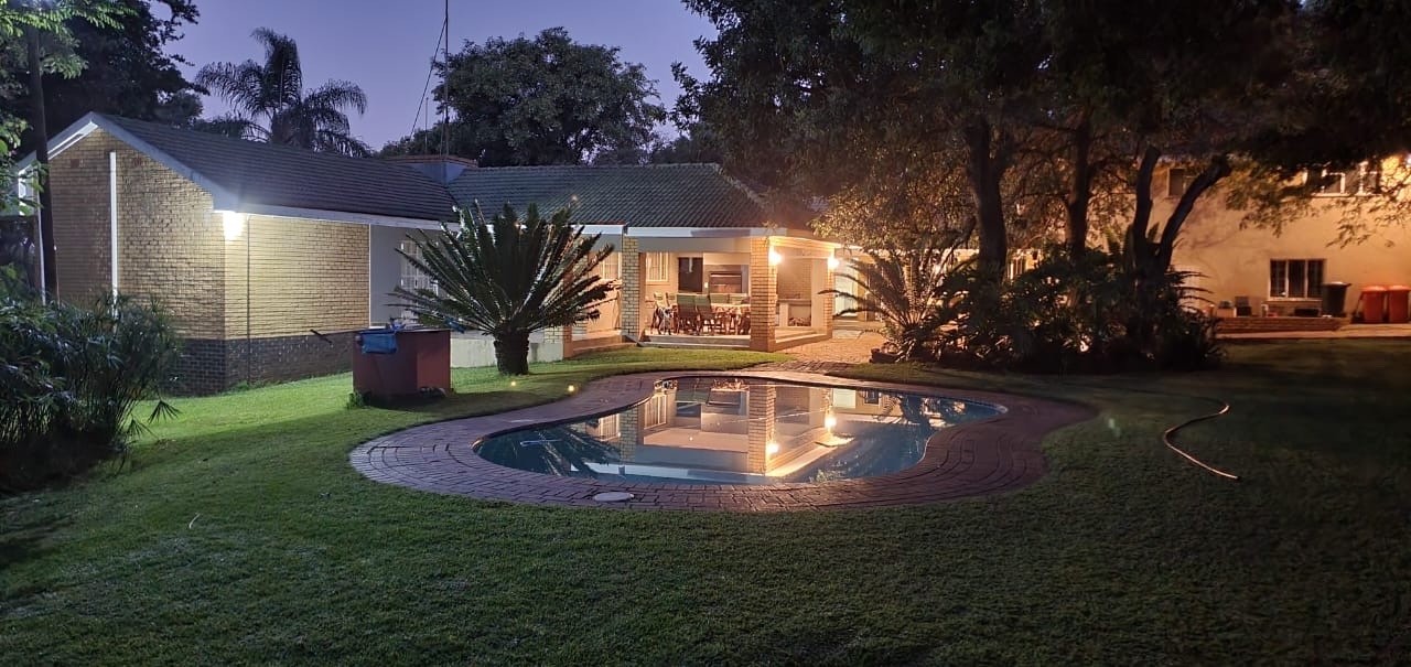 Hidden Gem In Shere, Nature, Privacy and Endless Potential