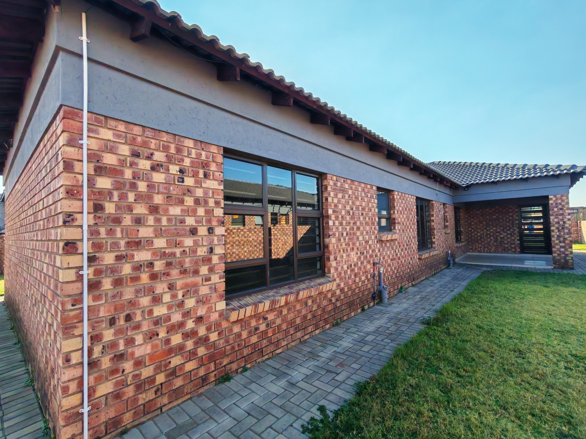 House for sale in Aerorand, Middelburg