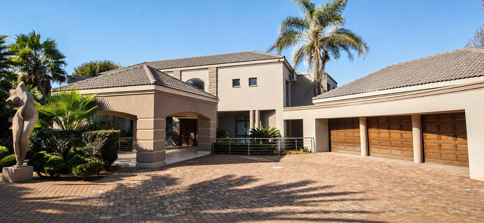 A Masterpiece of Contemporary Luxury!!