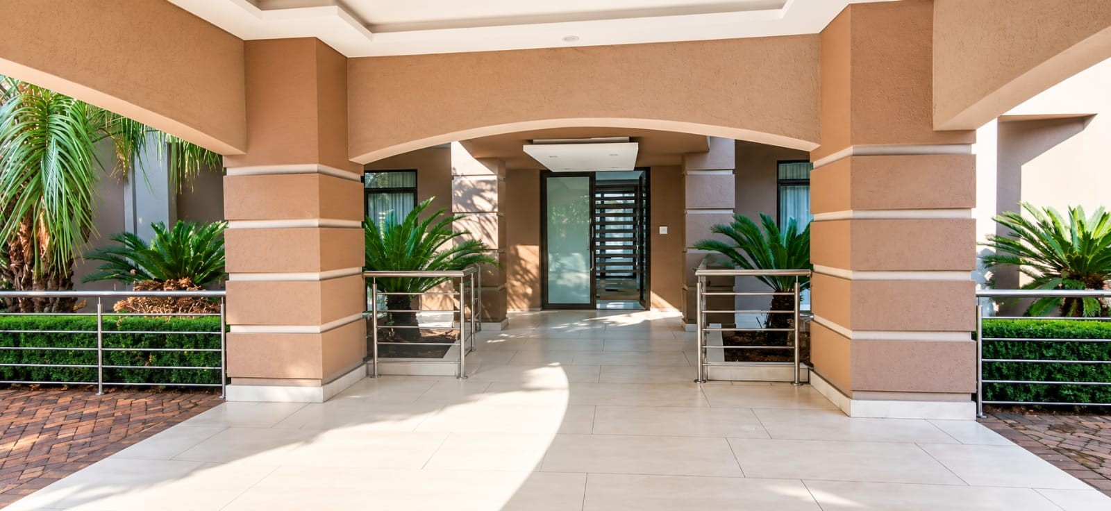 A Masterpiece of Contemporary Luxury!!
