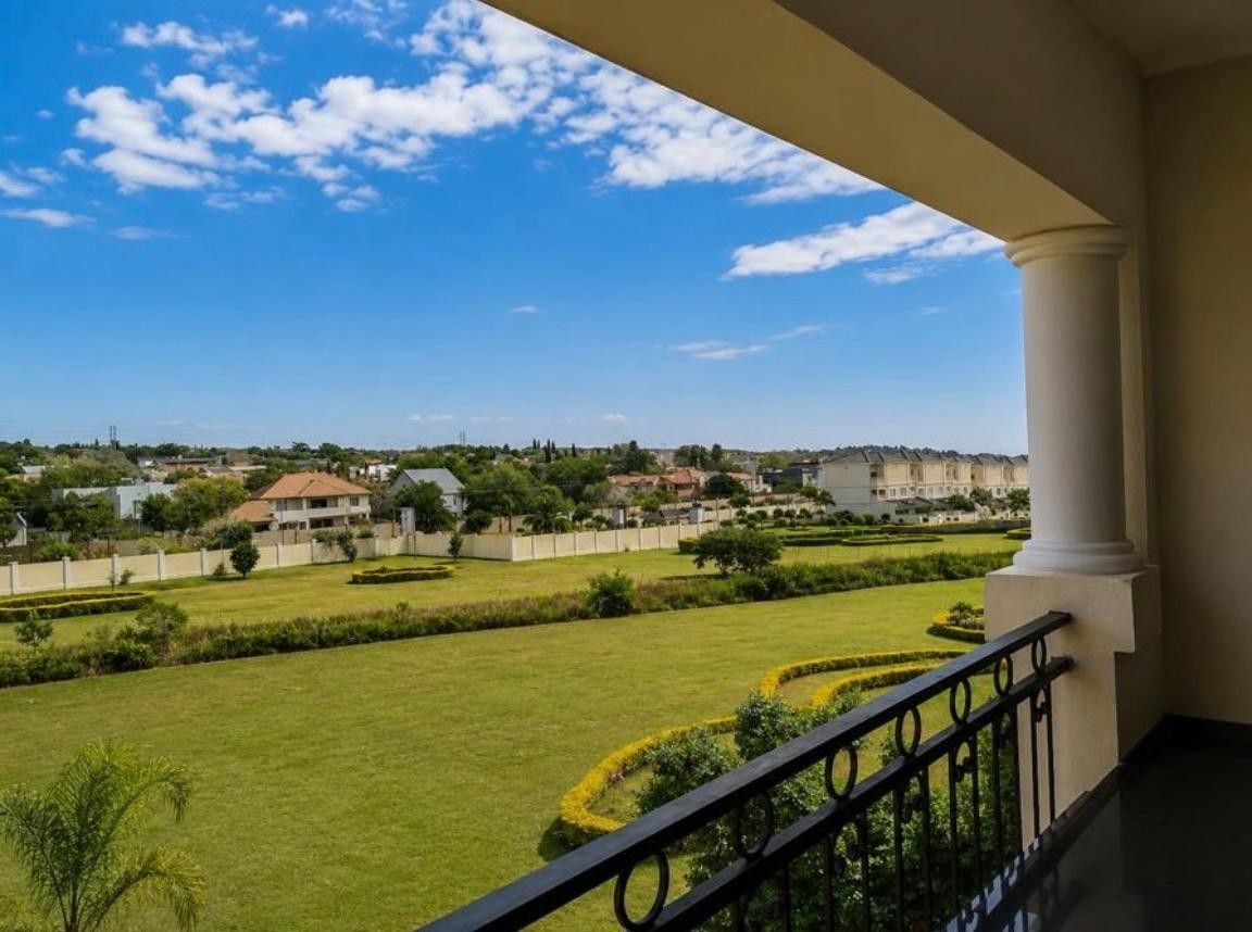Apartment for sale in Summerset, Midrand, 81 m²