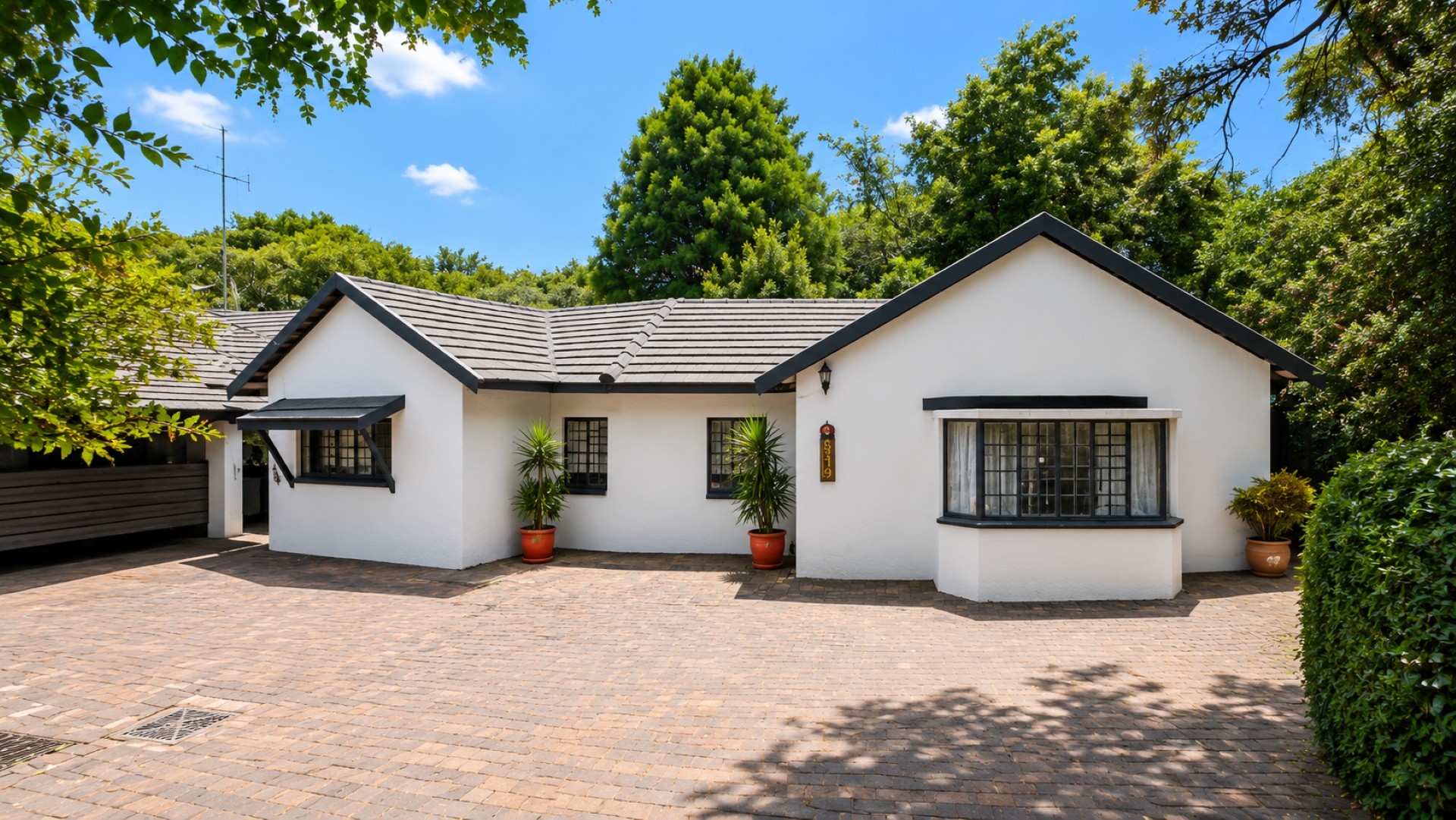 House for sale in Bramley Park, Sandton, 452 m²