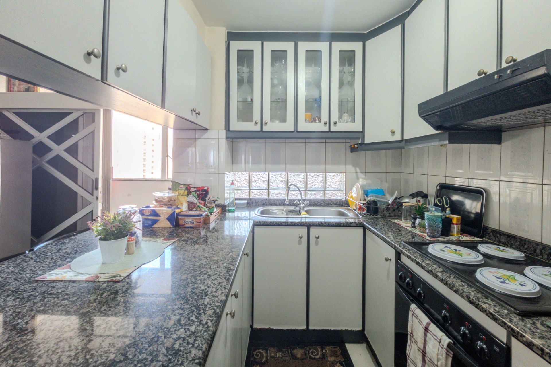 2 Bed 2 Bath Coastal Unit with Pool in North Beach