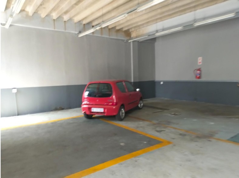 Warehouse for rent in Pinetown Central, Pinetown, KwaZulu Natal, 155 m²