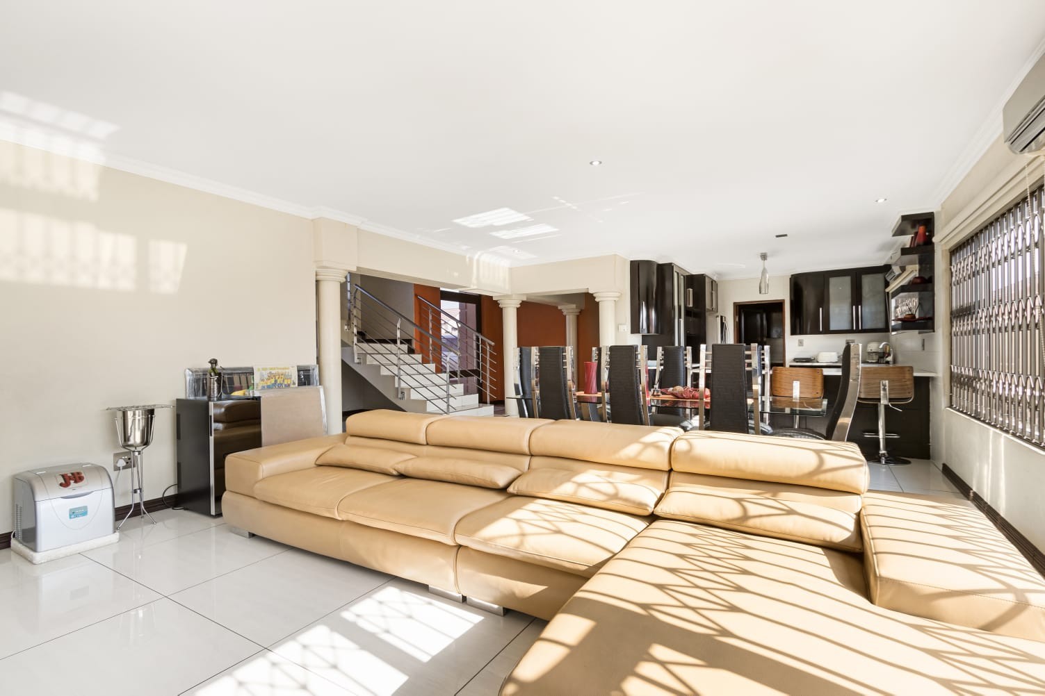 House for sale in Birch Acres, Kempton Park, 508 m²