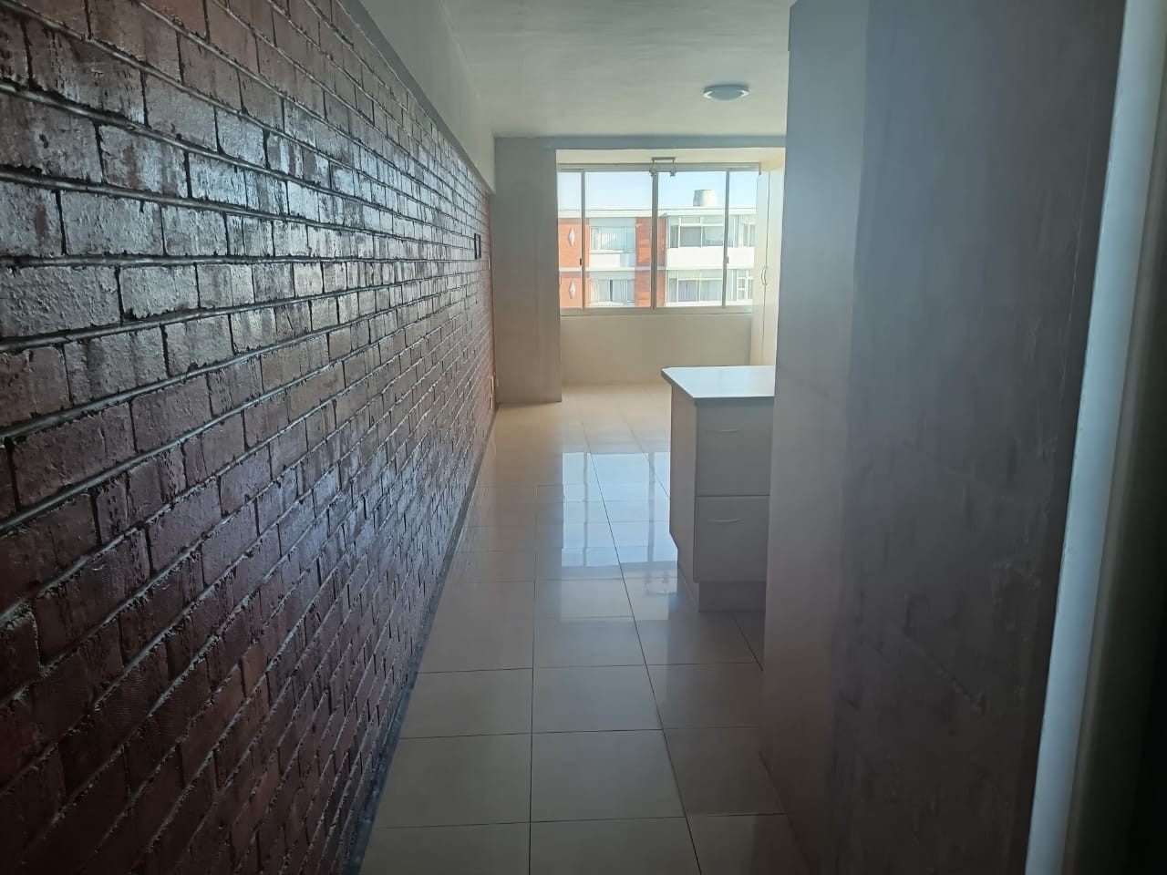 Apartment for sale in Humewood, Port Elizabeth, 38 m²