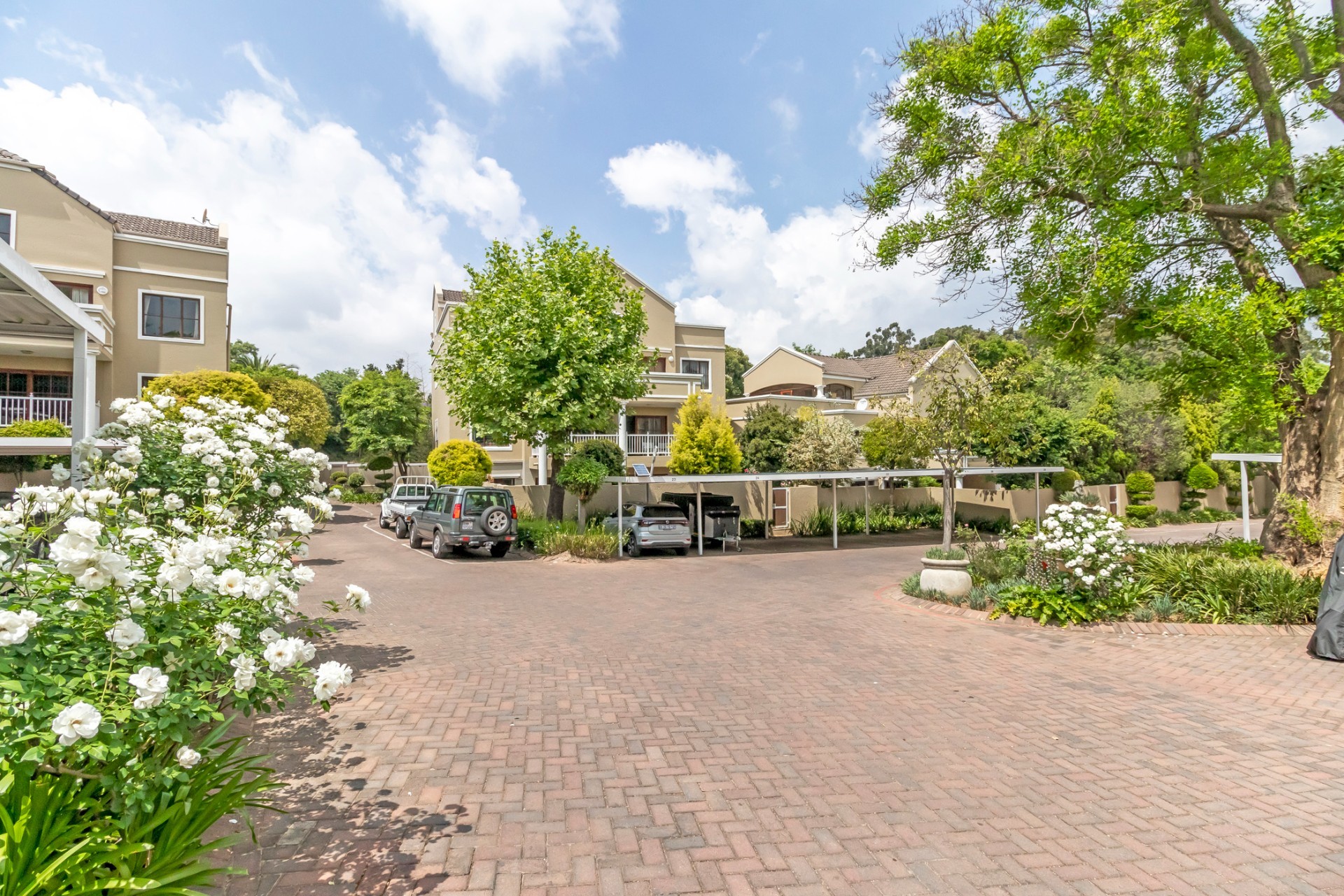 Spacious, two bedroom apartment with two balconies and communal pool