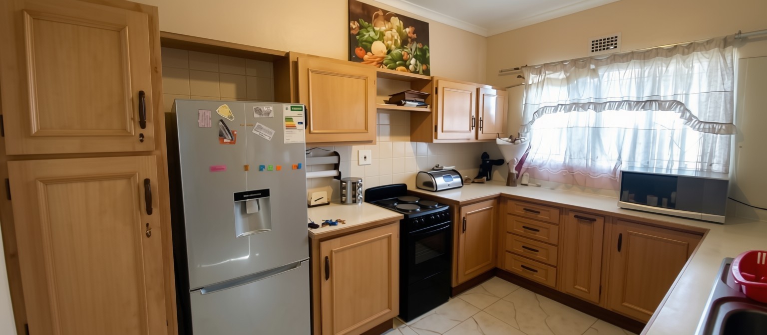 House For Sale in Lenasia South Ext 1, Johannesburg