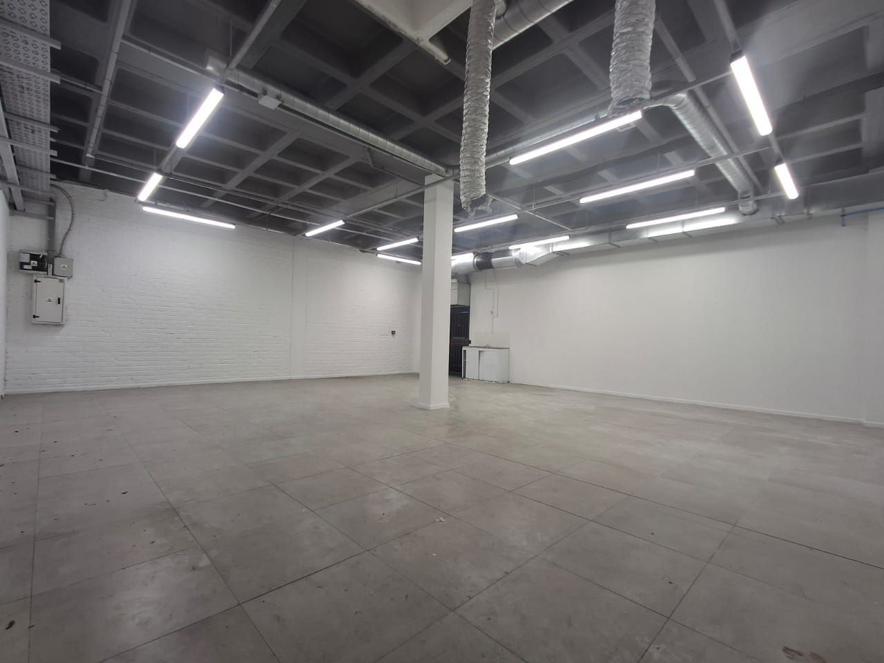 Commercial Property for rent in Century City, Milnerton, 455 m²