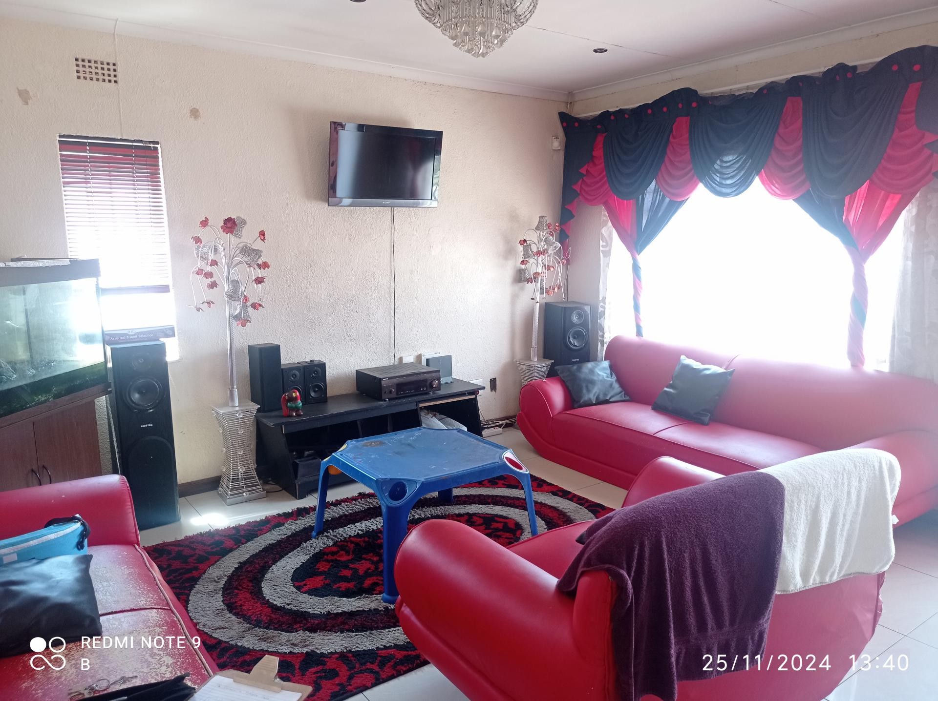 House for sale in Lenasia South, Johannesburg, 140 m²