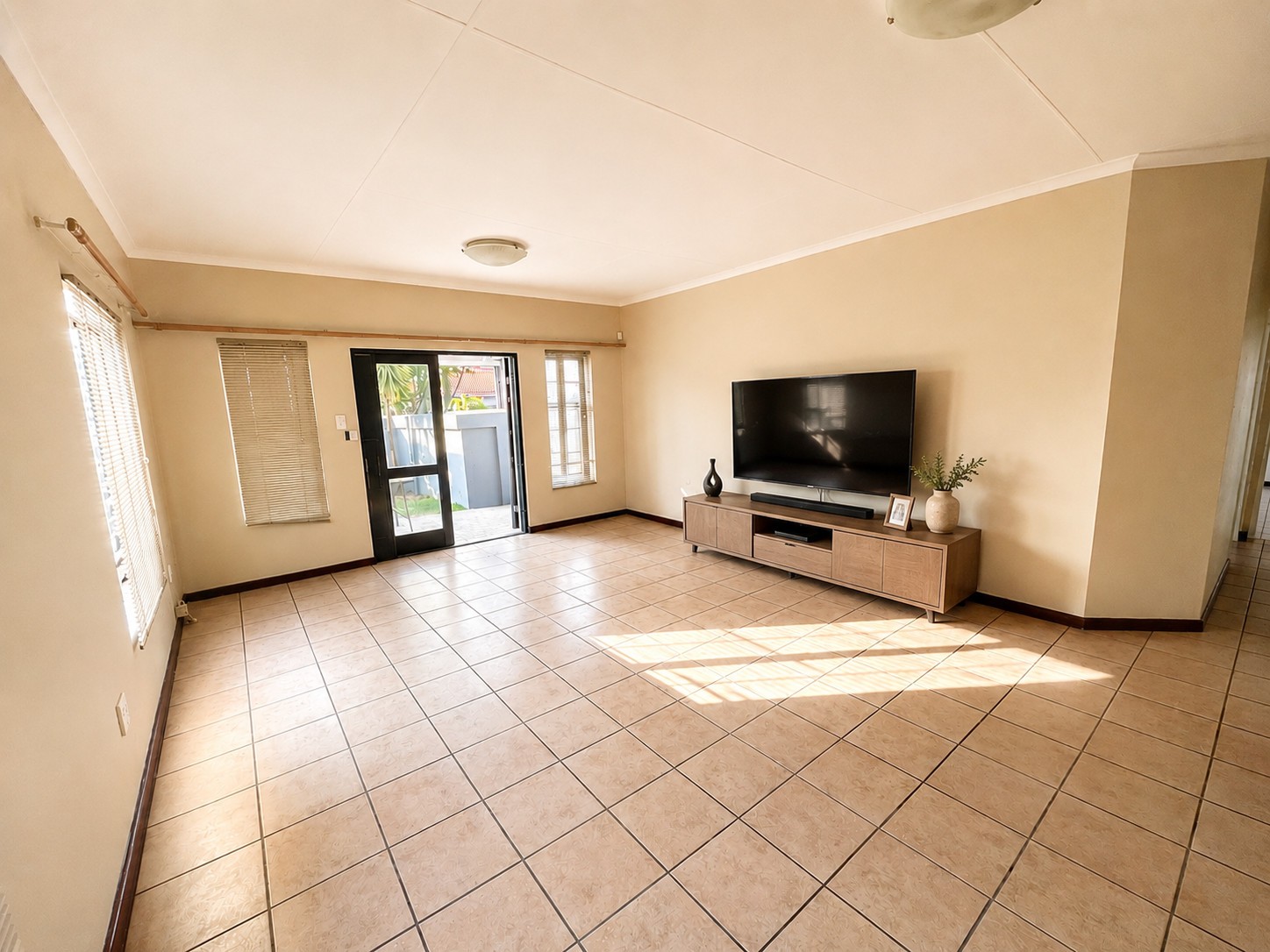 House for sale in Pretoria North, Pretoria, 329 m²
