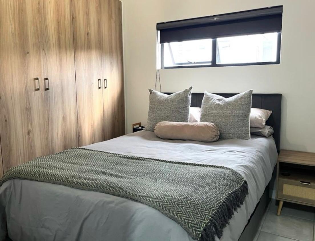 Apartment for rent in Linbro Park, Sandton, 37 m²