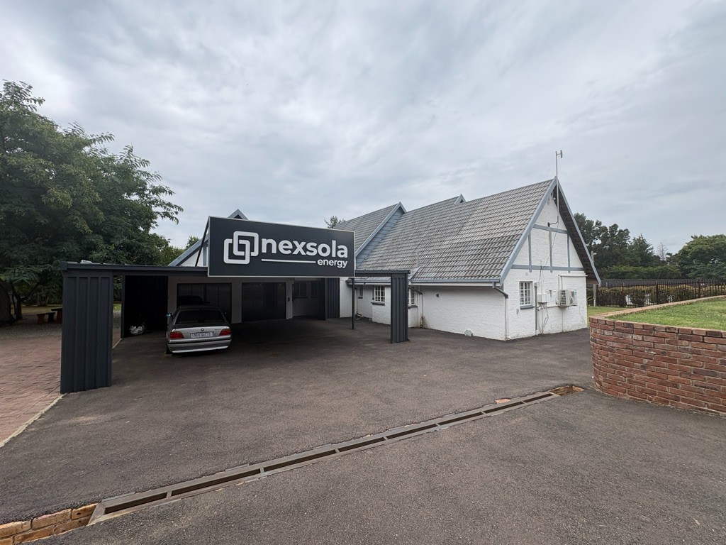 Small Holding for sale in Crowthorne AH, Midrand, 22934 m²