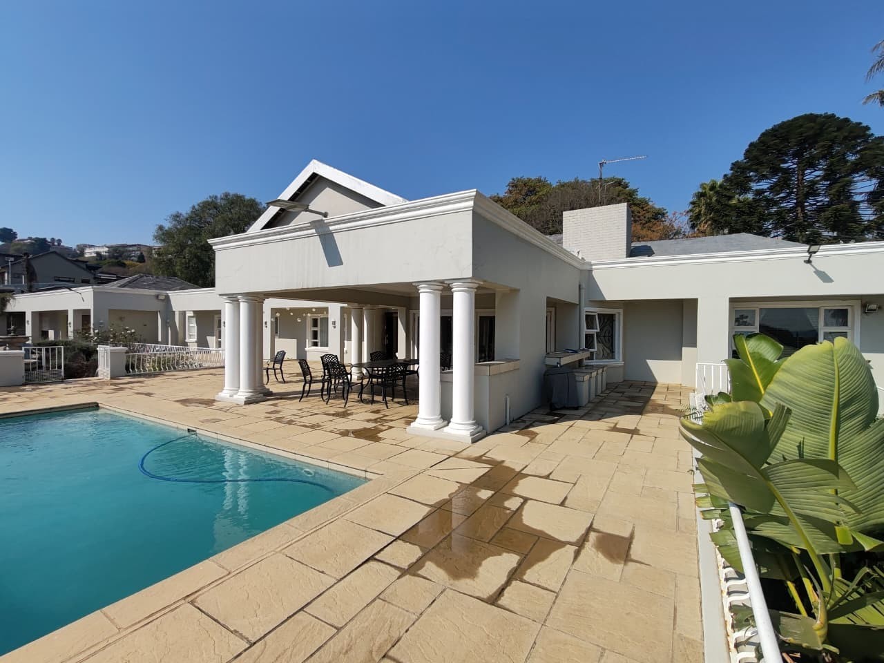 House for sale in Bedford Gardens, Bedfordview, 2599 m²