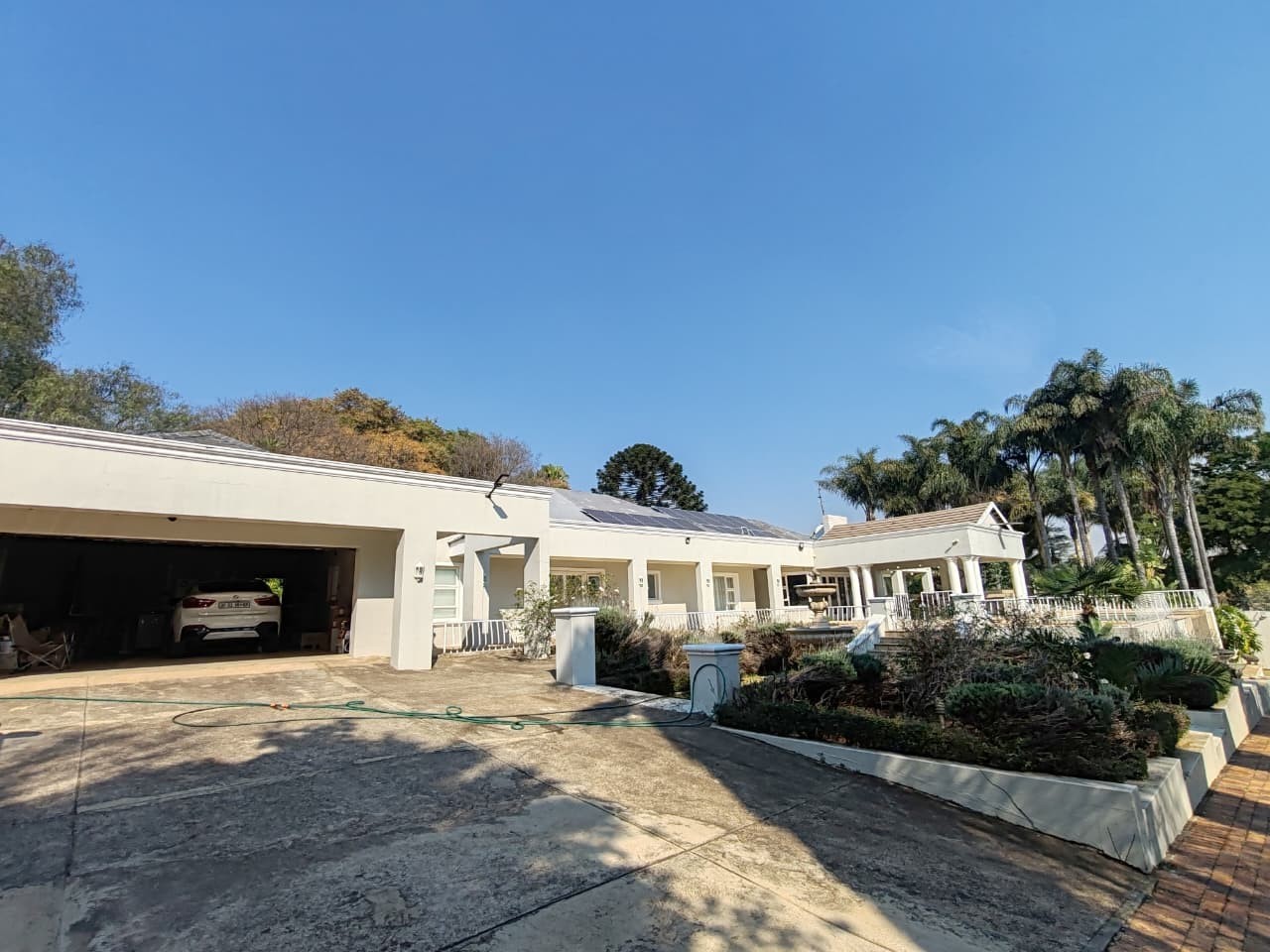 House for sale in Bedford Gardens, Bedfordview, 2599 m²