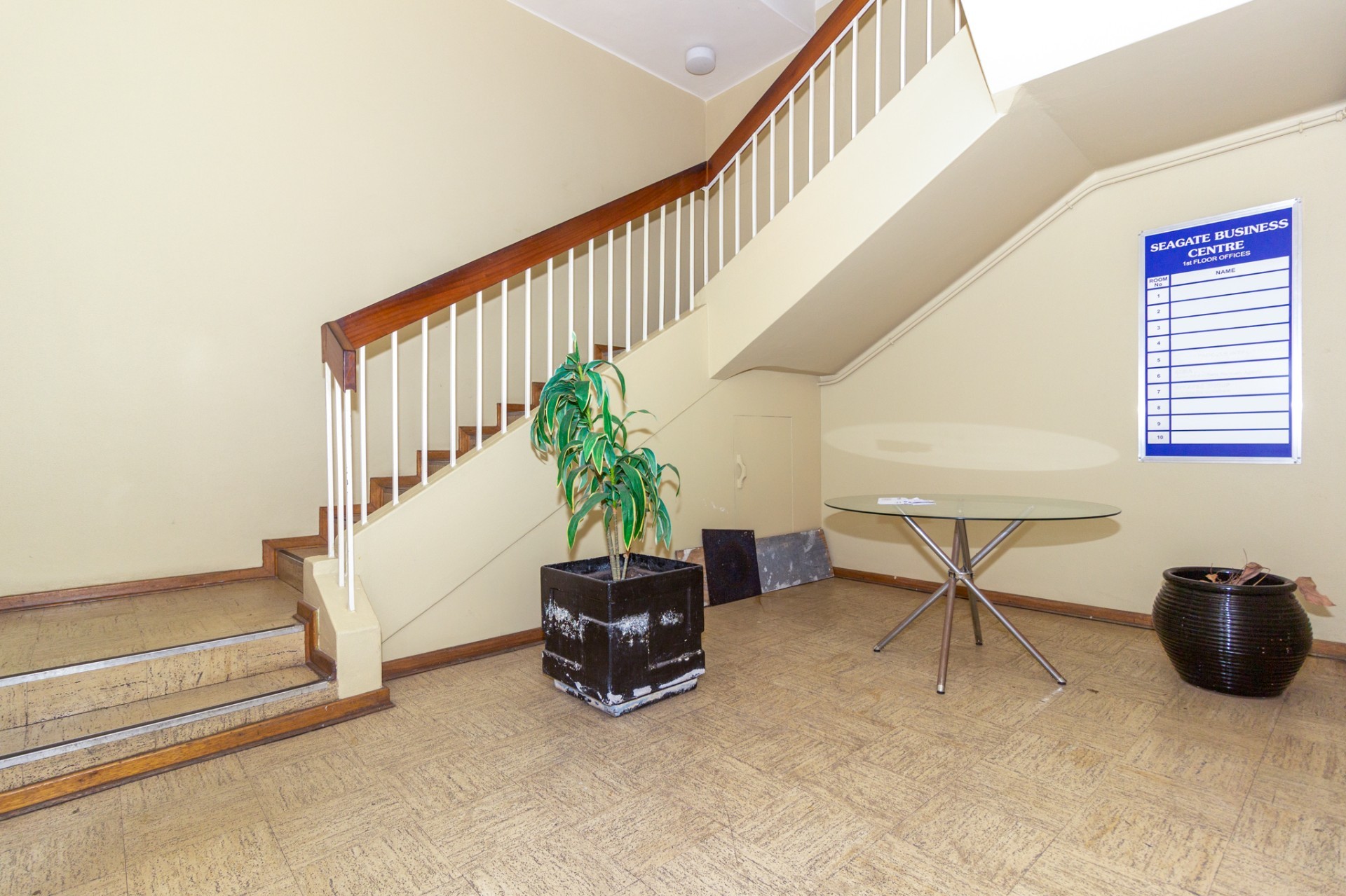Compact First Floor Office to Let in Summerstrand | 30 sqm 5