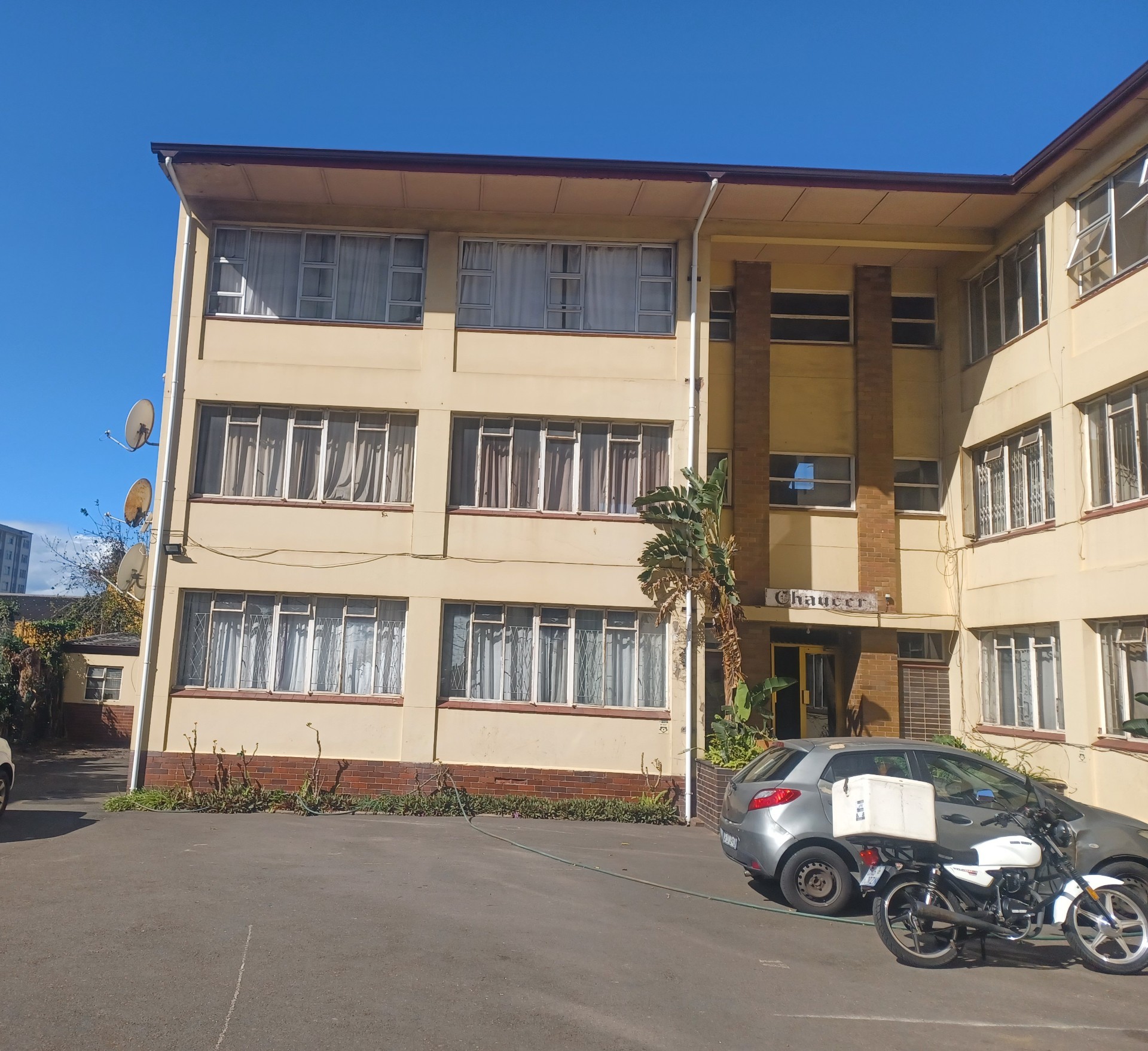 1 Bed, 1 bath flat for sale in durban