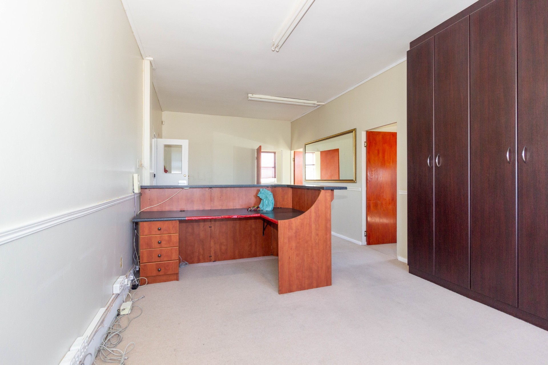 Spacious First Floor Office to Let in Summerstrand | 77 sqm 5