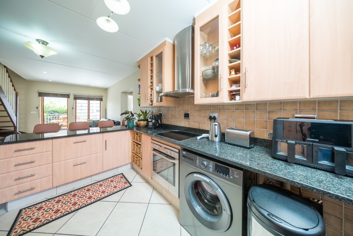 Townhouse for sale in Bedfordview, 140 m²
