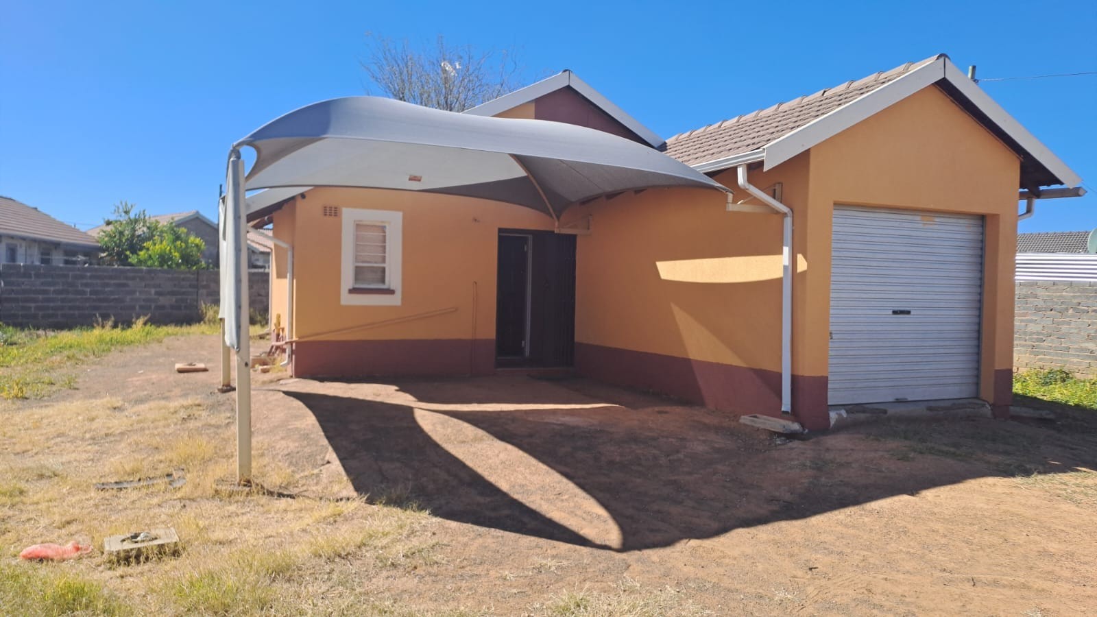 House for sale in Roodepan, Kimberley, 546 m²
