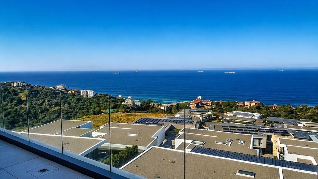 Apartment for sale in Sibaya Precinct, Umhlanga, KwaZulu Natal, 257 m²
