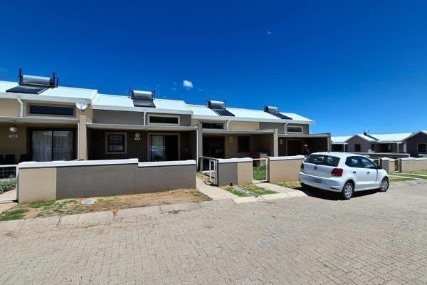 Stylish 2 Bedroom Townhouse For Sale in Sought After Complex, Queenstown 5