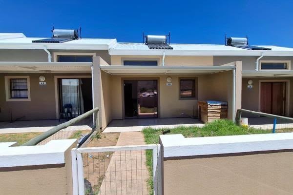 Townhouse for sale in Queenstown Central, Queenstown, 3D, South Street Village, 3D South Street, Queenstown Central, Queenstown, Eastern Cape, 142 m²