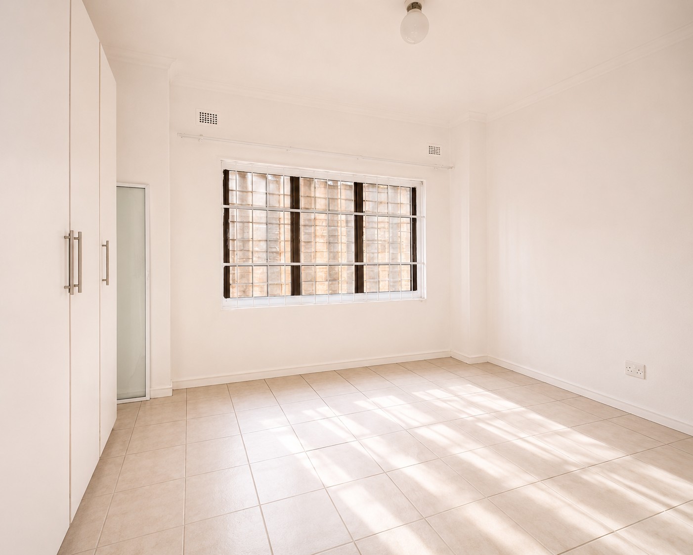 Spacious 2-Bedroom Reservoir Hills Outbuilding for Rent - R5,500 pm