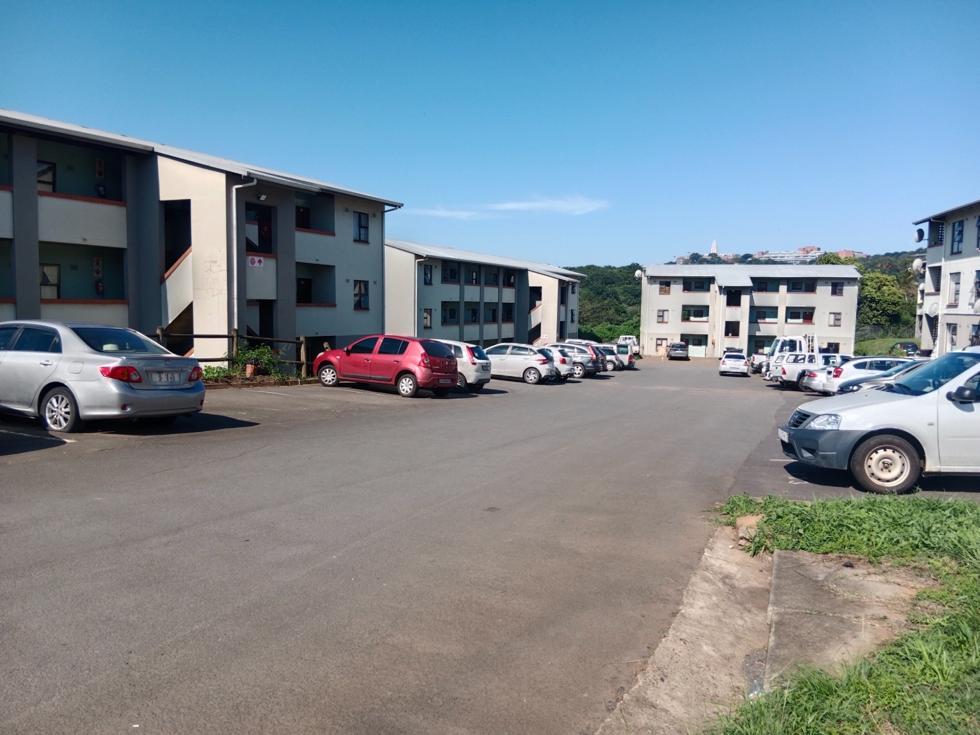 Neat 2-bed in Ridgeview