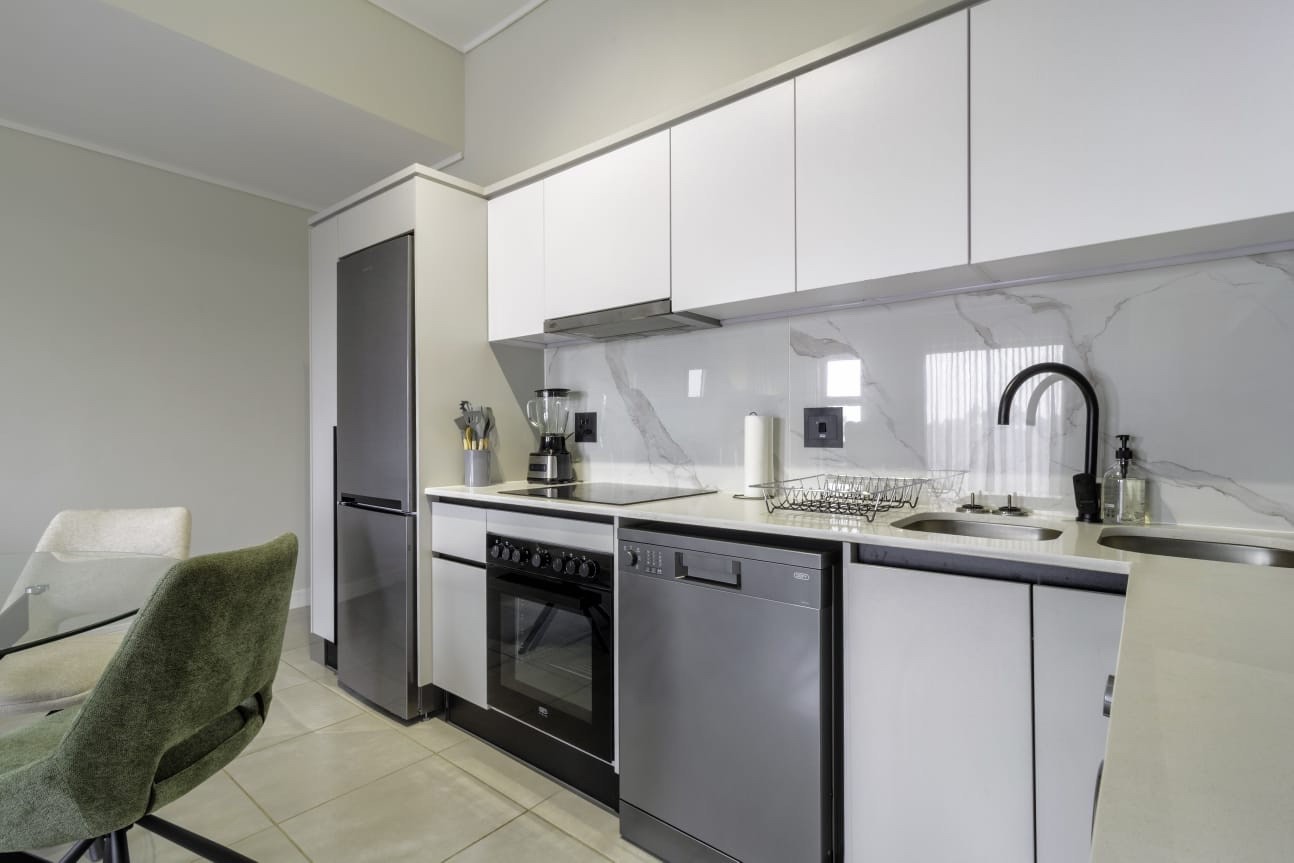 One Bedroom Apartment To Rent in Waterfall, Midrand