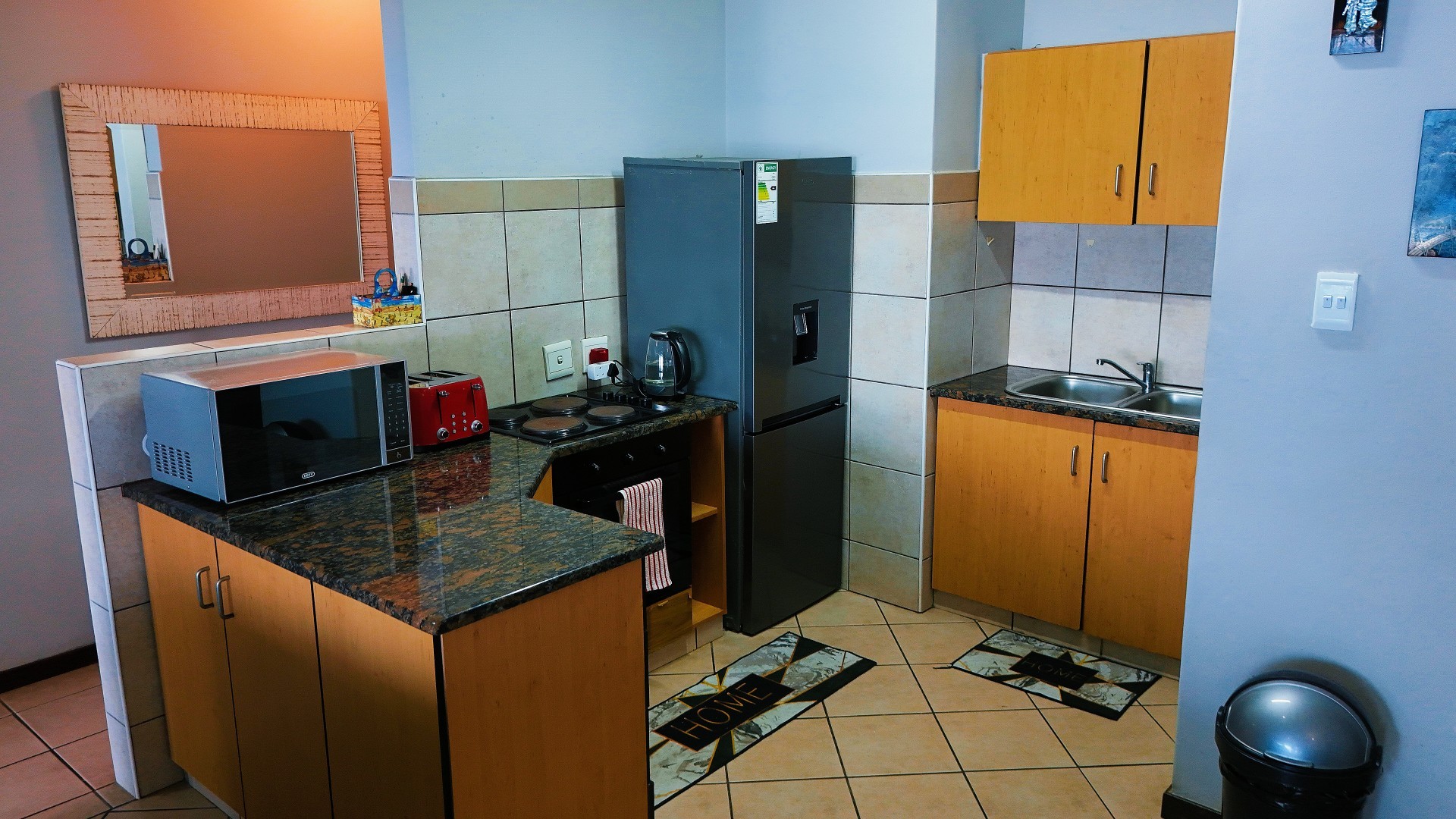 Apartment for sale in Amanzimtoti, KwaZulu Natal, 602 L'Escalier Cabanas (6th floor), L'Escalier Cabanas, 7 Beach Road, Amanzimtoti, KwaZulu Natal, 84 m²