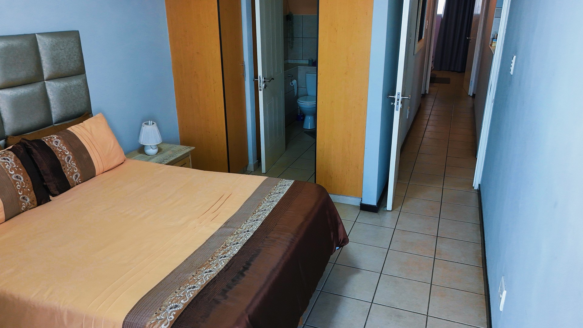 Apartment for sale in Amanzimtoti, KwaZulu Natal, 602 L'Escalier Cabanas (6th floor), L'Escalier Cabanas, 7 Beach Road, Amanzimtoti, KwaZulu Natal, 84 m²
