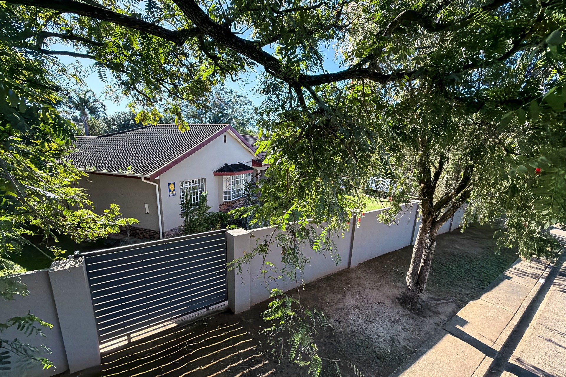 Stunning Home in One of Vanes Estate's Most Desirable Streets | Listed by Danté Koen, eXp Realty