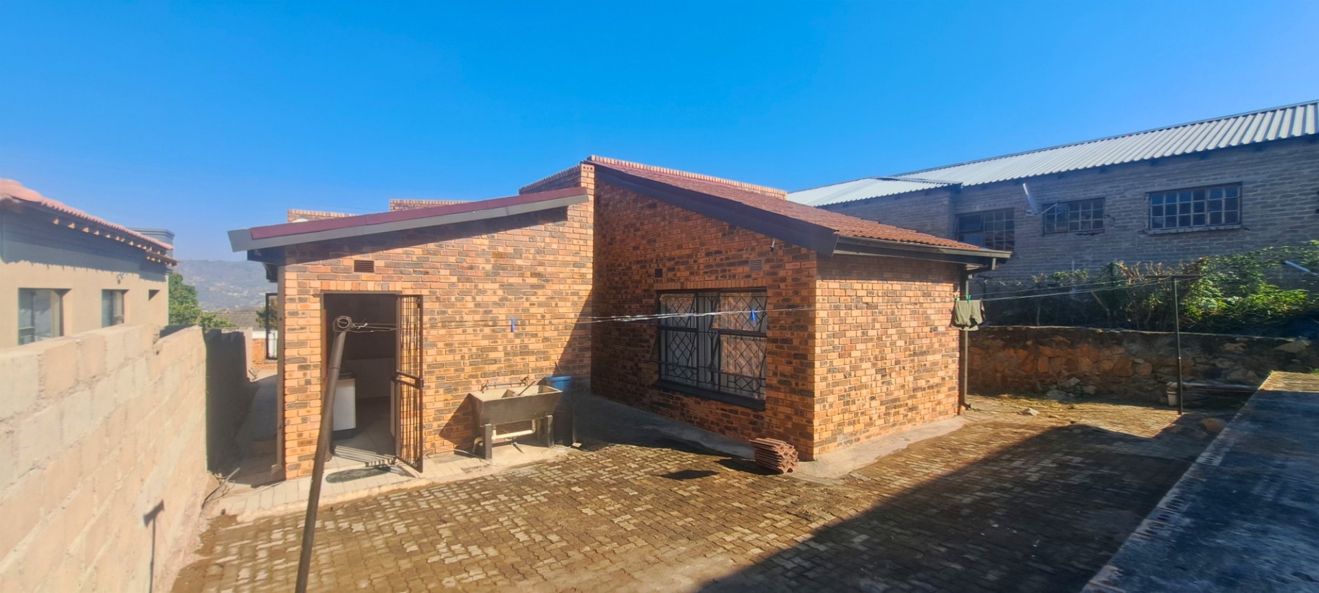 SPACIOUS 3-BEDROOM FAMILY HOME TO RENT IN KANYAMAZANE (LEKAZI), MBOMBELA, Lowveld
