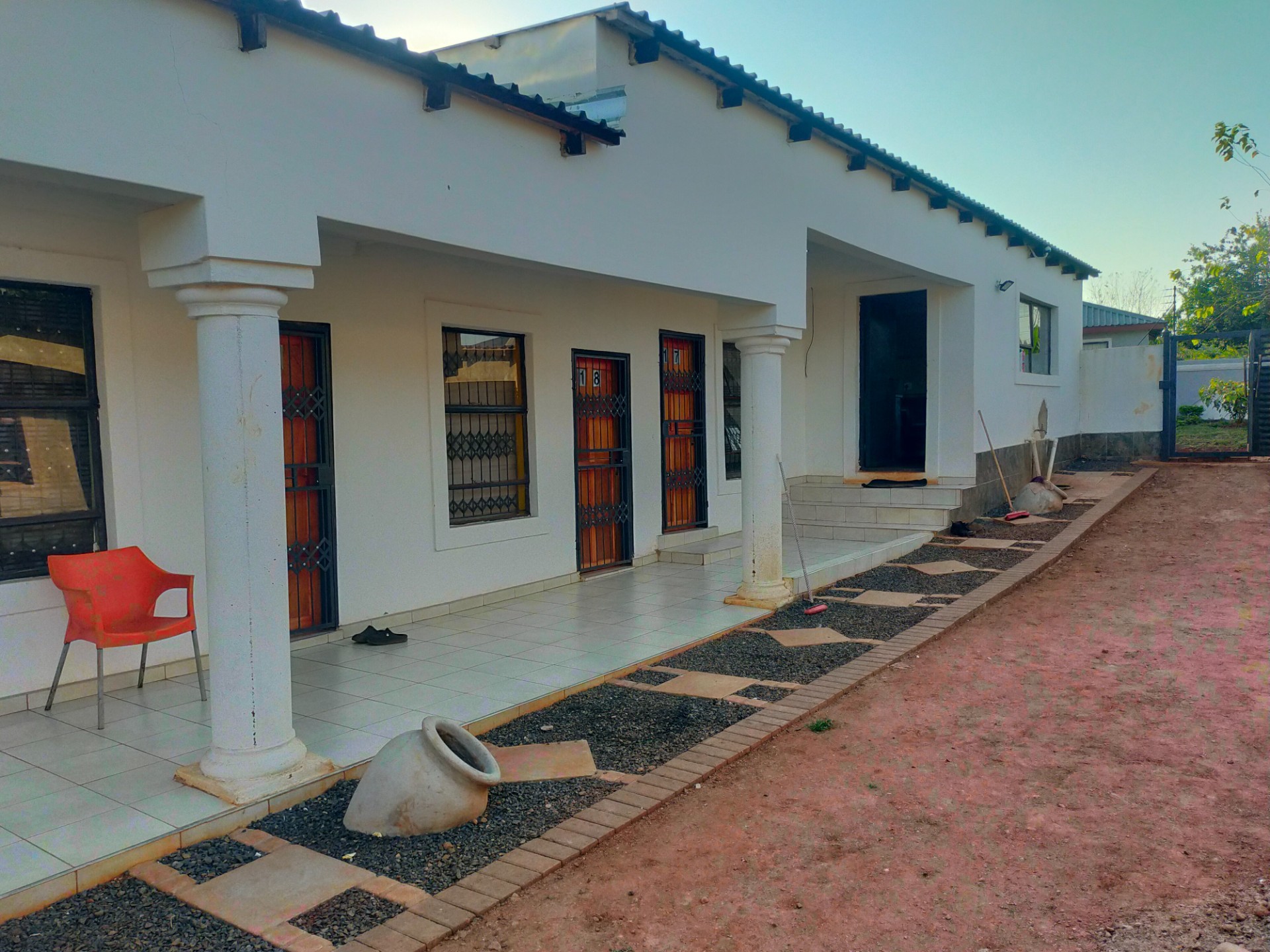 Apartment For Sale in Mavhunda A, Thohoyandou Rural, Thohoyandou