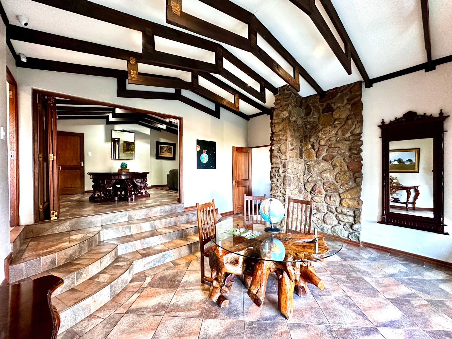 House For Sale in Waterkloof Ridge, Pretoria